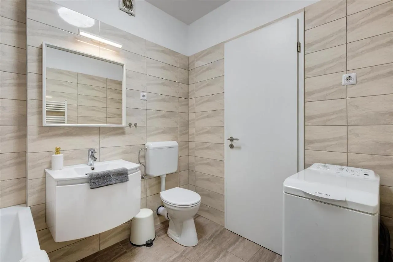 Mohacs Apartment With A/C 布达佩斯